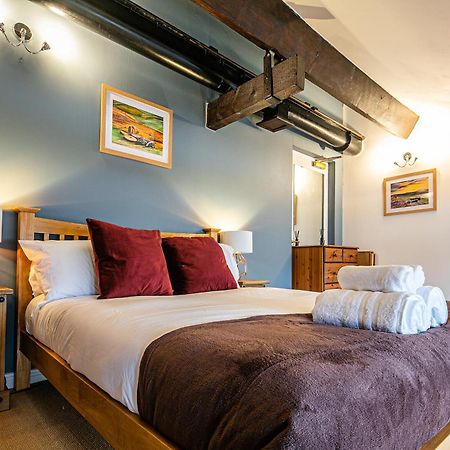 Beautiful 1-Bed Apartment In Grade Listed Warehouse - Victoria Quays, Sheffield City Centre, Free Parking, Pet Friendly, Netflix מראה חיצוני תמונה