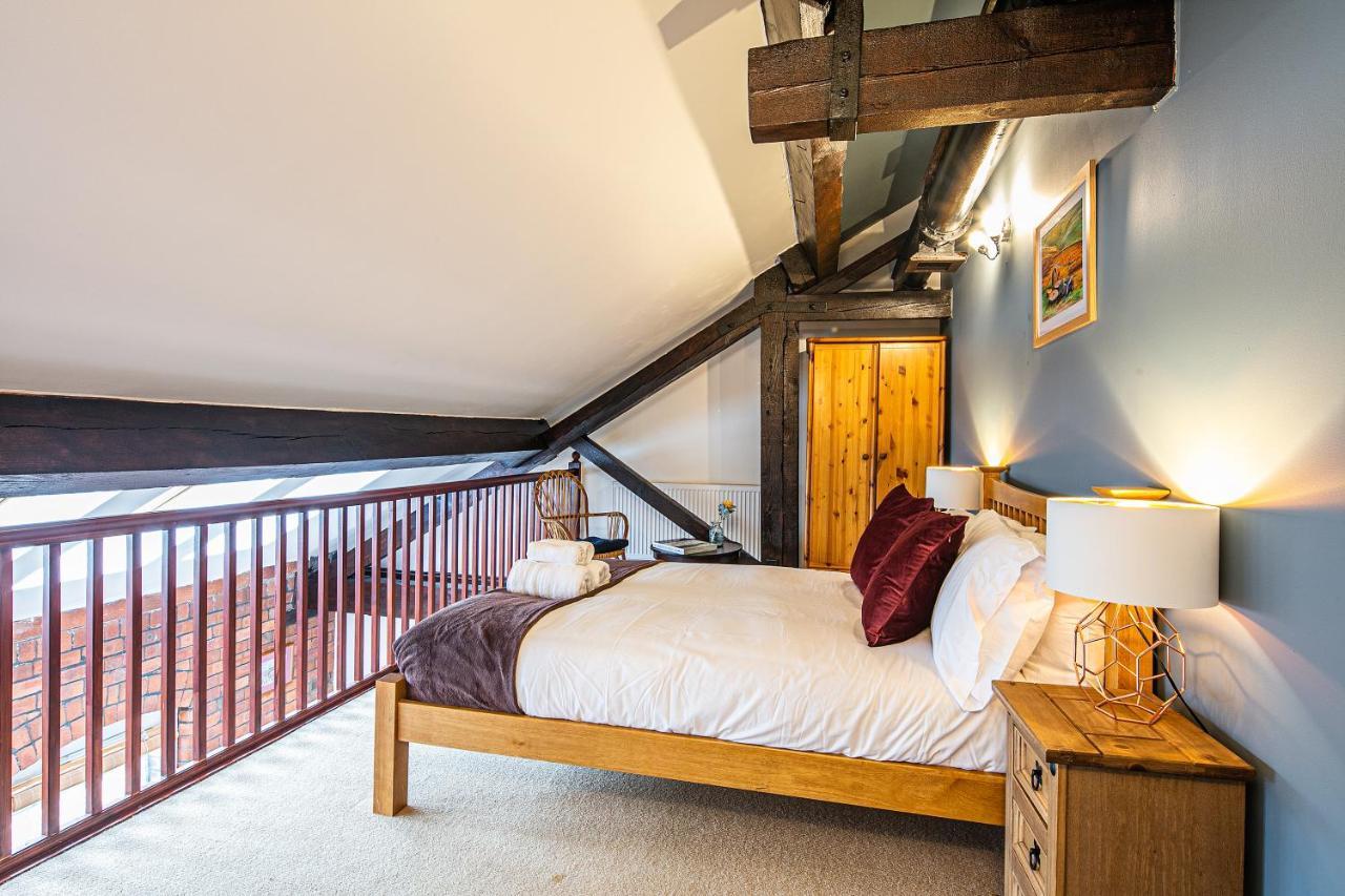 Beautiful 1-Bed Apartment In Grade Listed Warehouse - Victoria Quays, Sheffield City Centre, Free Parking, Pet Friendly, Netflix מראה חיצוני תמונה