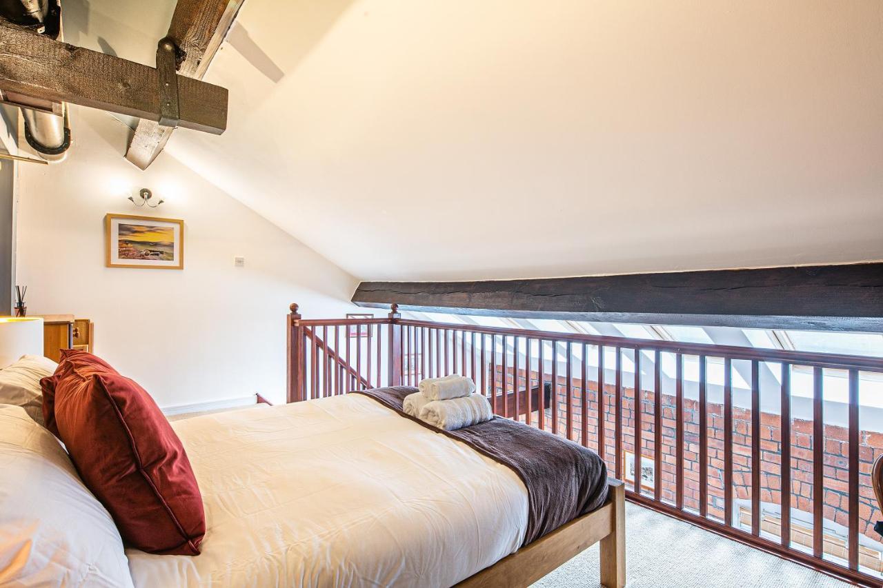 Beautiful 1-Bed Apartment In Grade Listed Warehouse - Victoria Quays, Sheffield City Centre, Free Parking, Pet Friendly, Netflix מראה חיצוני תמונה